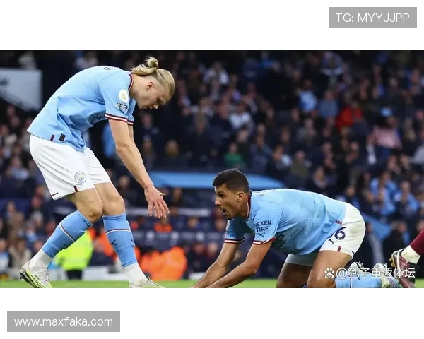 英超争五激战正酣曼城占据先机五强鏖战三席欧冠资格悬念陡升